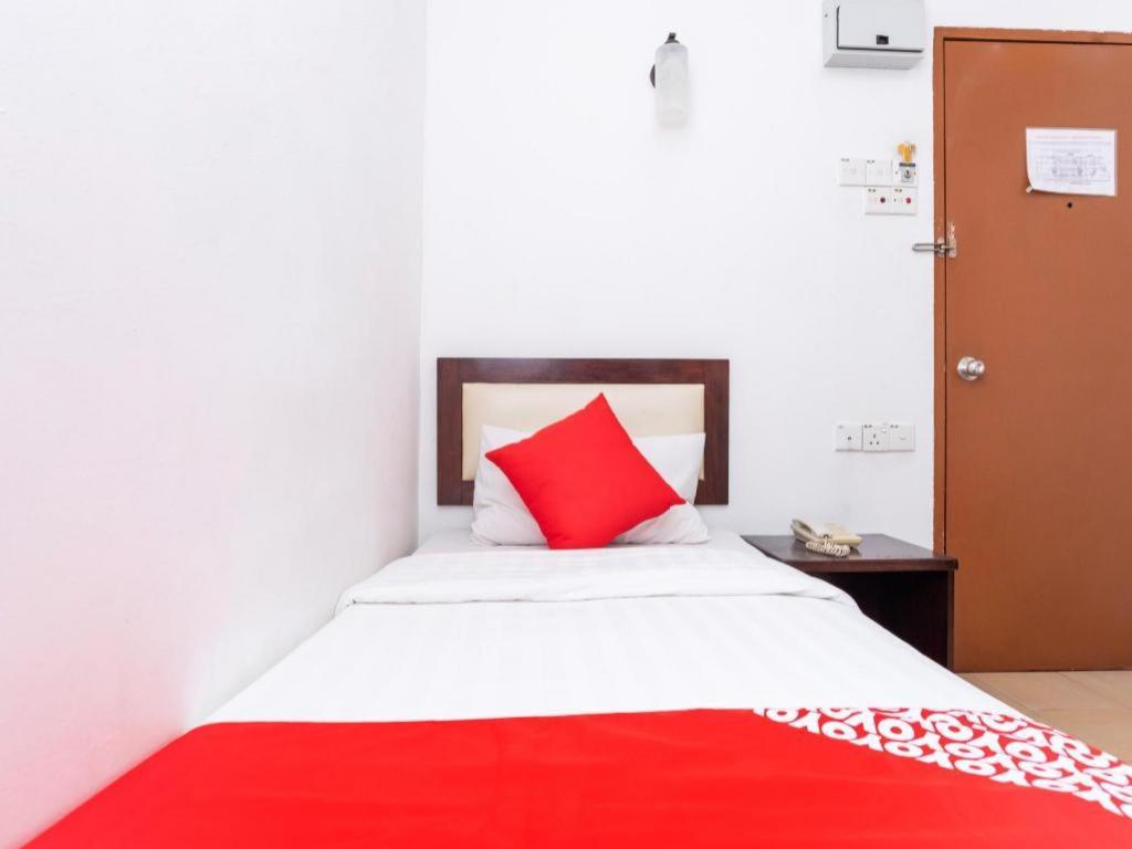 Super Oyo 1114 Neo Pegasus Hotel Segamat Exteriér fotografie