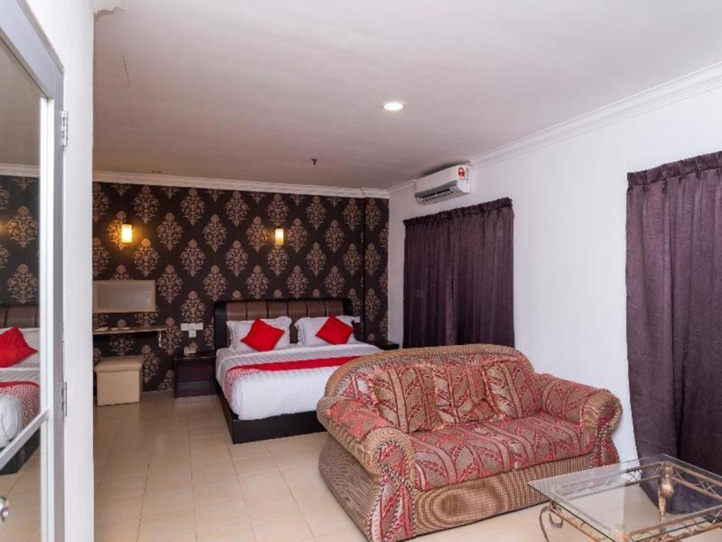 Super Oyo 1114 Neo Pegasus Hotel Segamat Exteriér fotografie